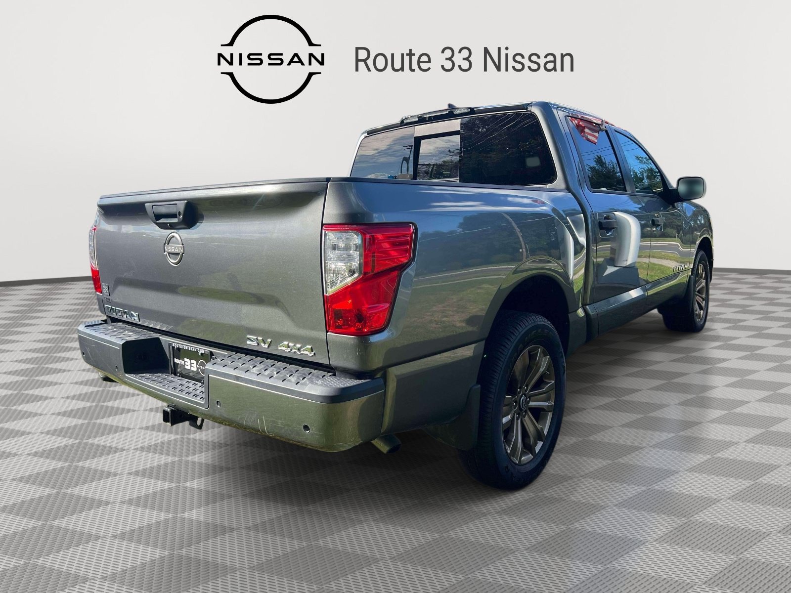 Used 2024 Nissan Titan SV w/ SV Convenience Package AWD/4WD image 4