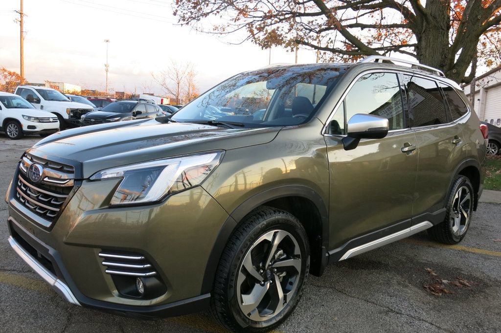 Used 2022 Subaru Forester Touring w/ Popular Package #3 image 2