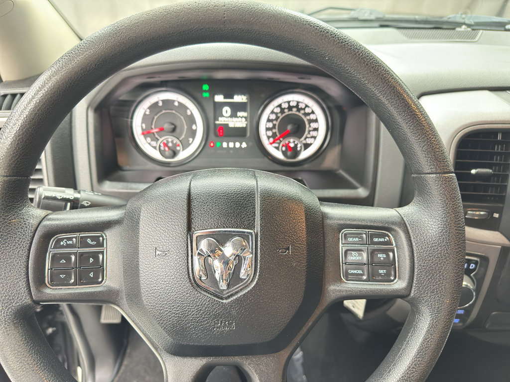 Used 2018 RAM 1500 Express w/ Express Value Package AWD/4WD image 13