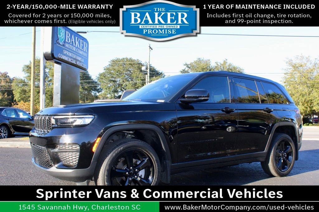 Used 2023 Jeep Grand Cherokee Altitude image 1