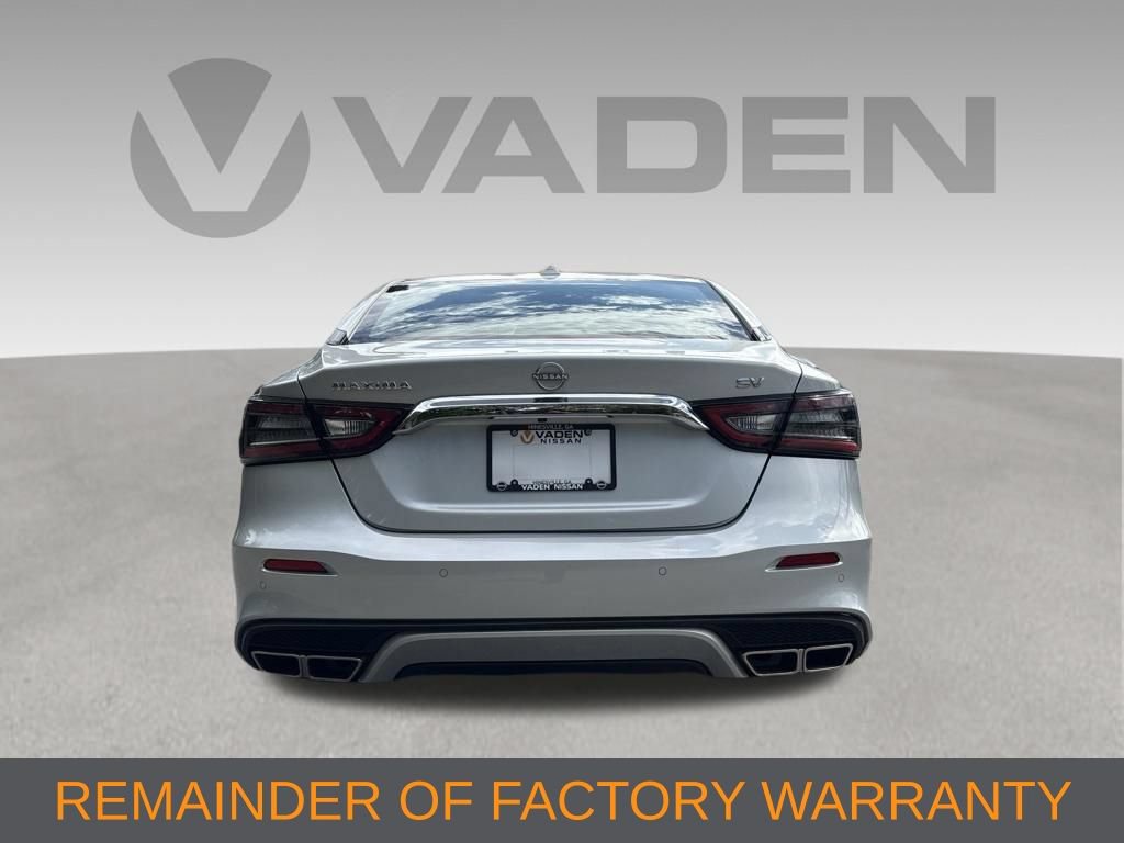 Used 2023 Nissan Maxima SV w/ Floor Mat Group FWD image 6