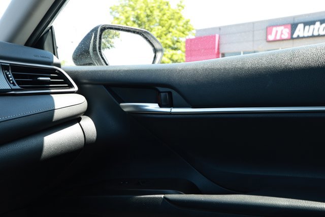 Used 2023 Toyota Camry SE FWD image 26