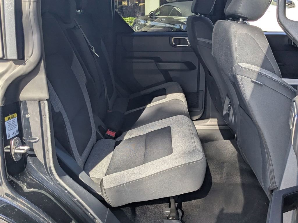 Used 2025 Ford Bronco Big Bend image 30