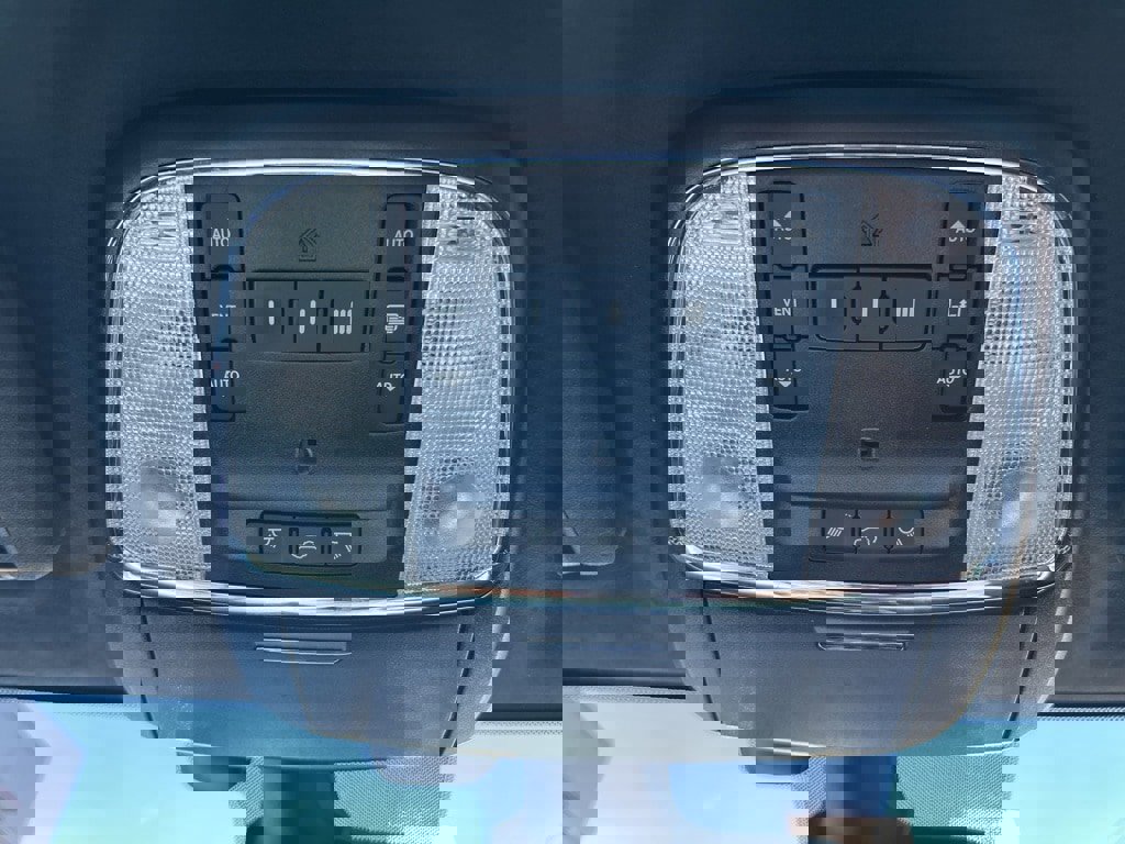 Used 2019 Jeep Grand Cherokee Summit image 34