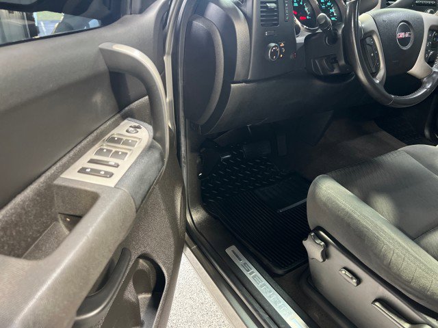 Used 2009 GMC Sierra 1500 SLE w/ Texas Edition image 7
