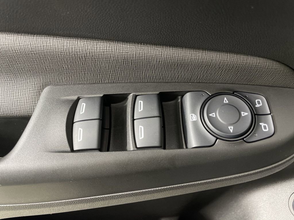 Used 2025 Buick Envista Avenir image 21