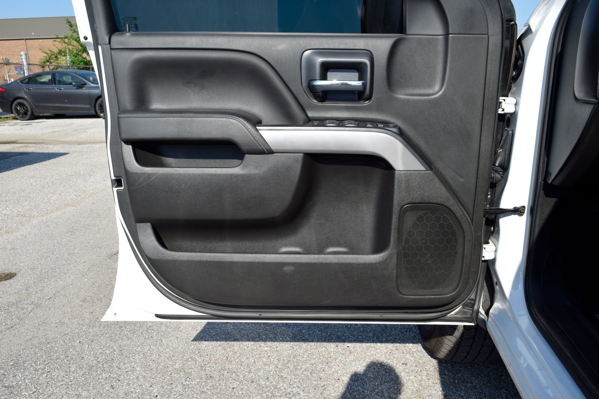 Used 2018 Chevrolet Silverado 1500 LT w/ All Star Edition AWD/4WD image 19