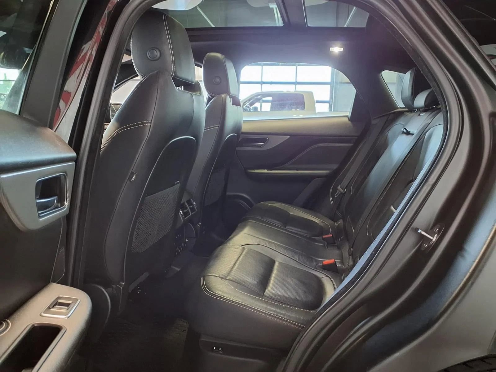 Used 2017 Jaguar F-PACE S image 14