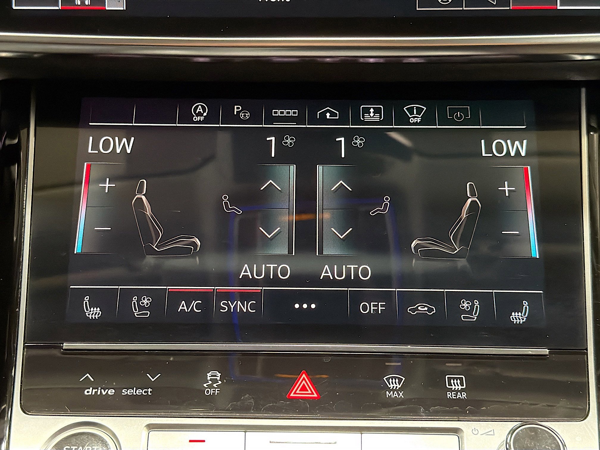 Used 2023 Audi A8 L 3.0T w/ Luxury Package image 33