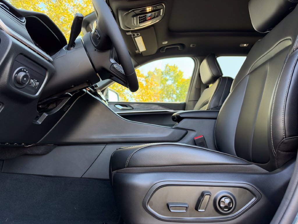 New 2027 Jeep Grand Cherokee Limited AWD/4WD image 17