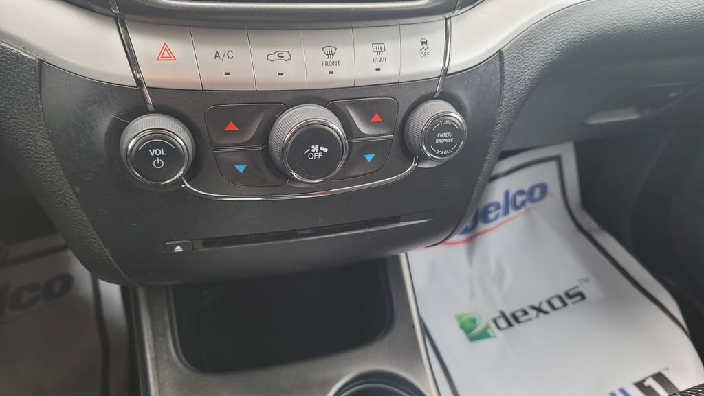 Used 2016 Dodge Journey SE w/ Flexible Seating Group image 22