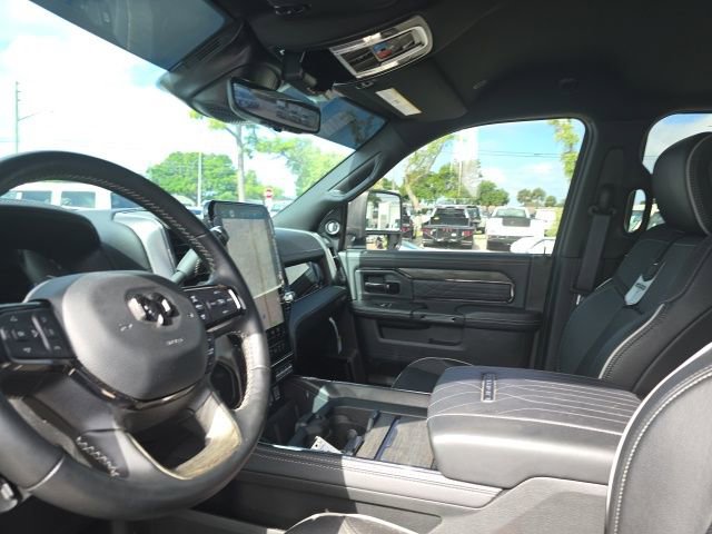 Used 2025 RAM 3500 Limited image 9