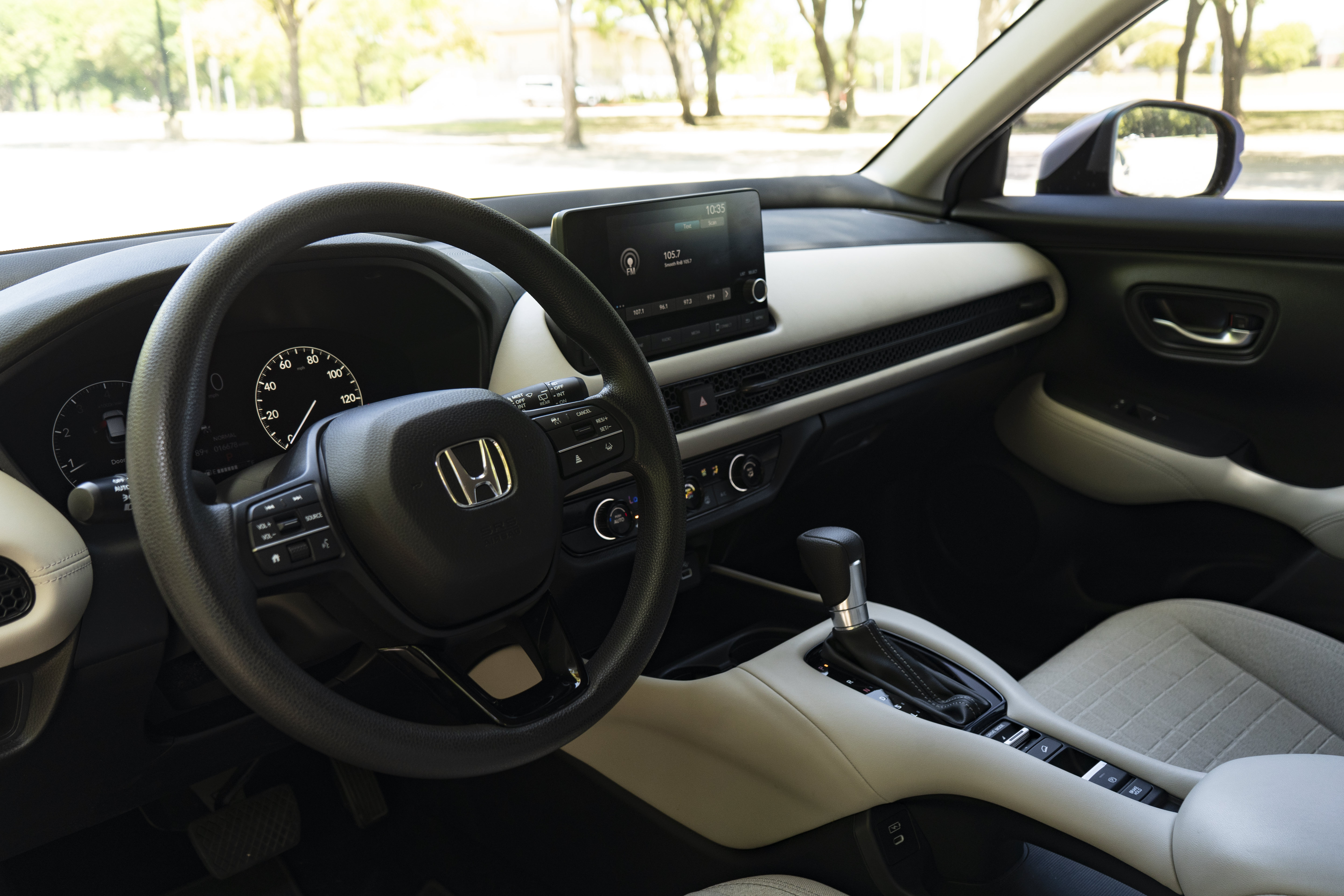 Certified 2024 Honda HR-V LX image 16