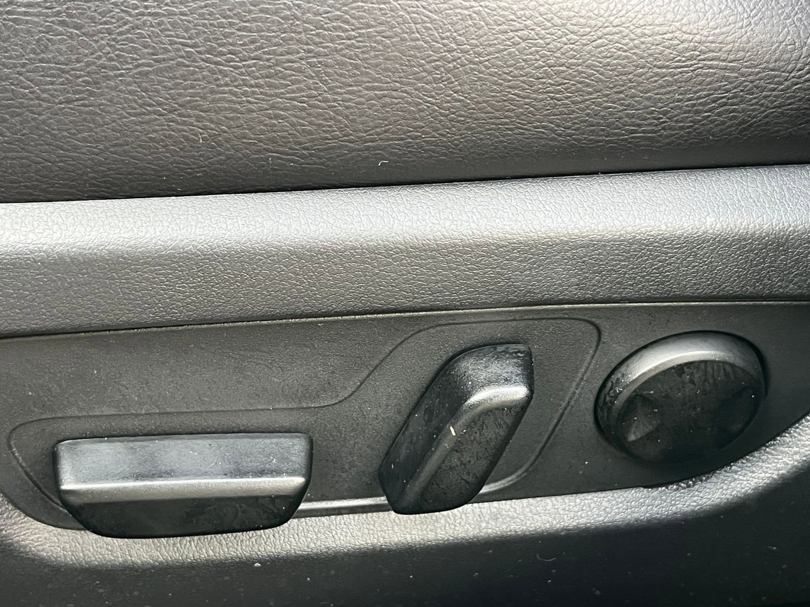 Used 2025 MAZDA CX-50 AWD 2.5 S w/ Premium Plus Pkg image 22