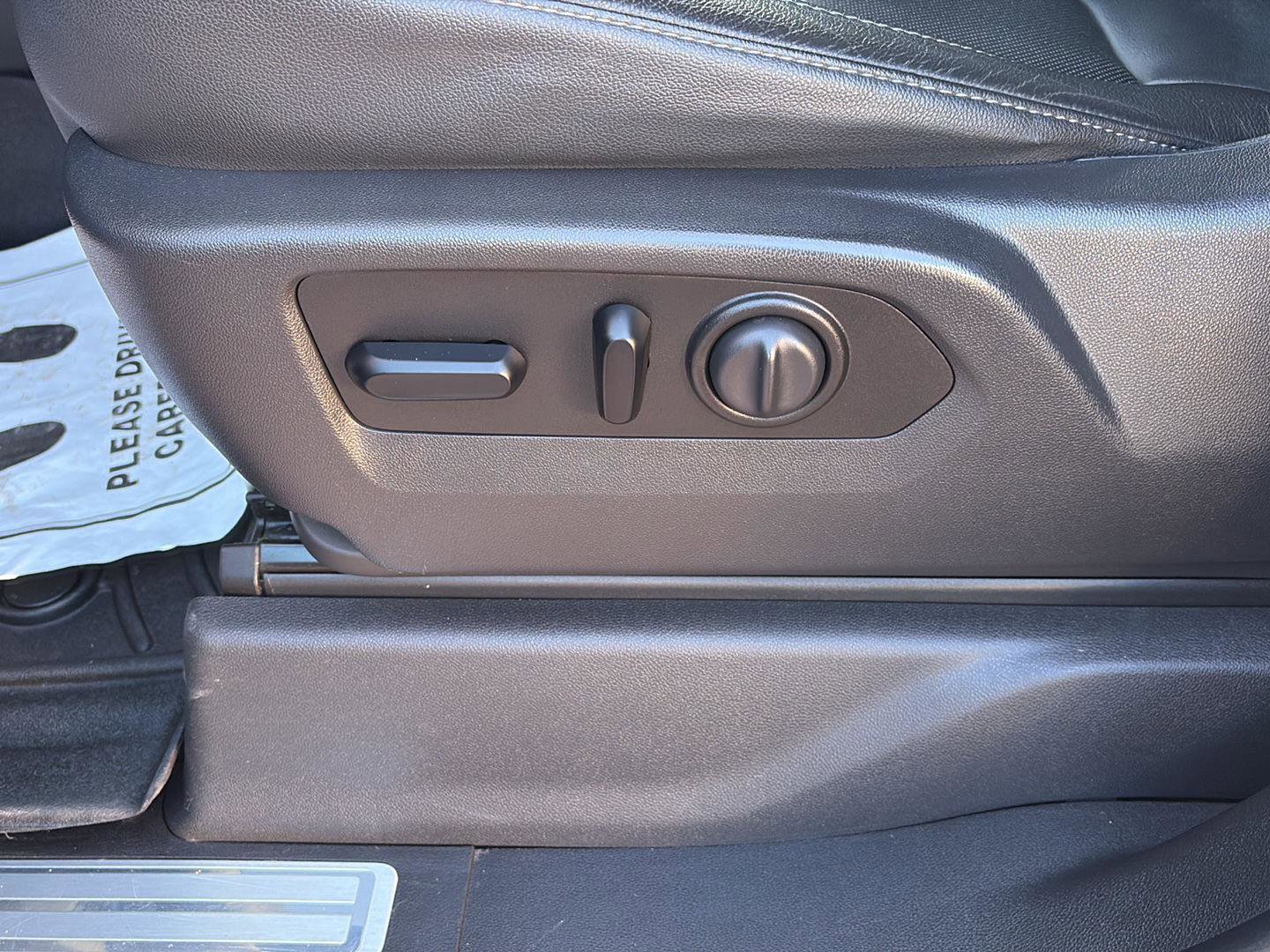 Used 2020 Chevrolet Silverado 2500 LTZ image 13