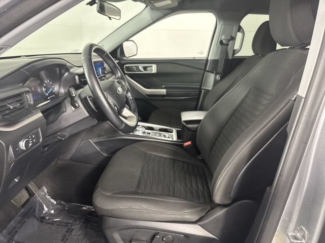 Used 2020 Ford Explorer XLT w/ Comfort Package AWD/4WD image 18