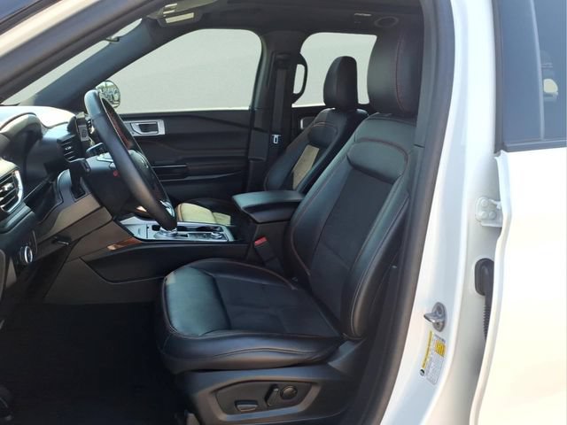 Used 2023 Ford Explorer ST-Line w/ Class IV Trailer Tow Package AWD/4WD image 12