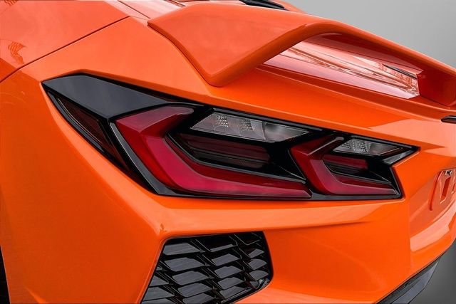 Used 2022 Chevrolet Corvette Stingray Convertible w/ Z51 Performance Package image 27