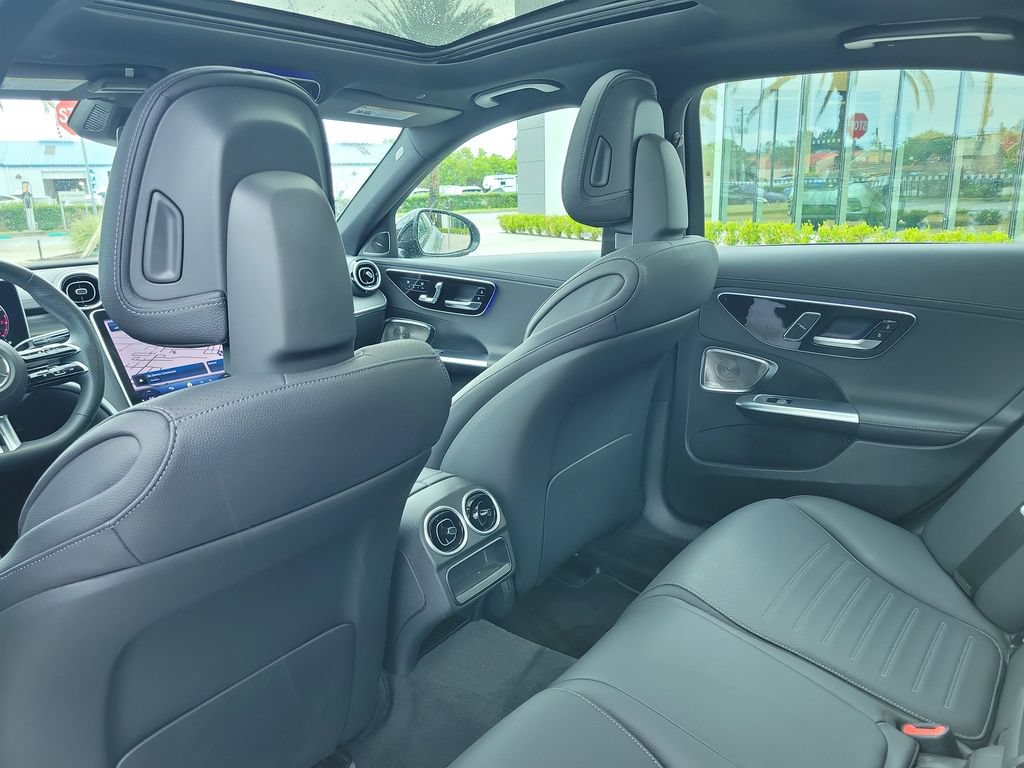 Used 2023 Mercedes-Benz C 300 Sedan image 17
