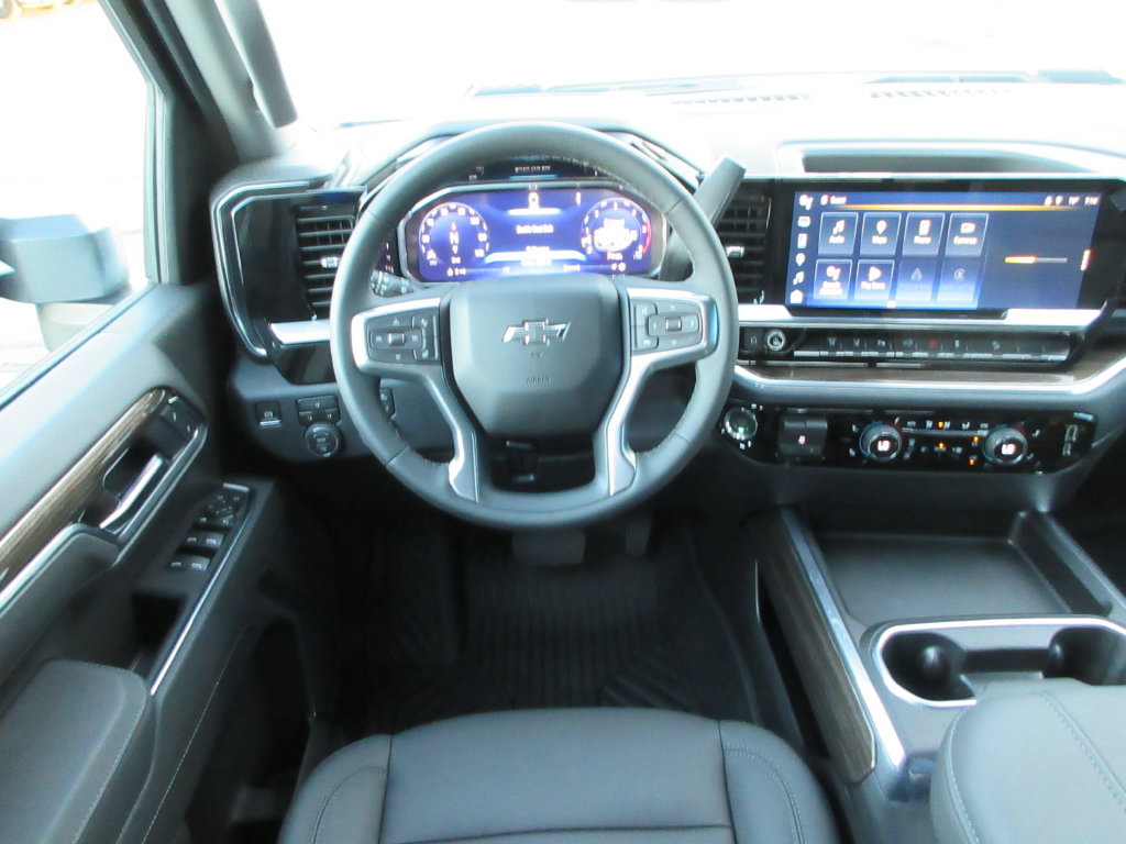 New 2026 Chevrolet Silverado 3500 LT w/ Trail Boss Package AWD/4WD image 18