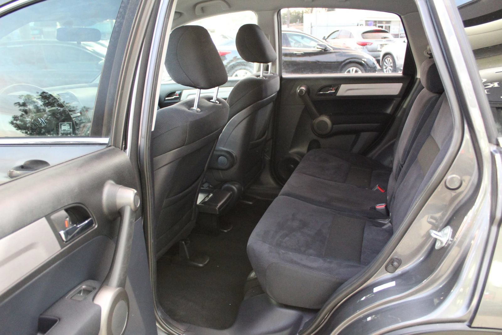 Used 2011 Honda CR-V SE image 12