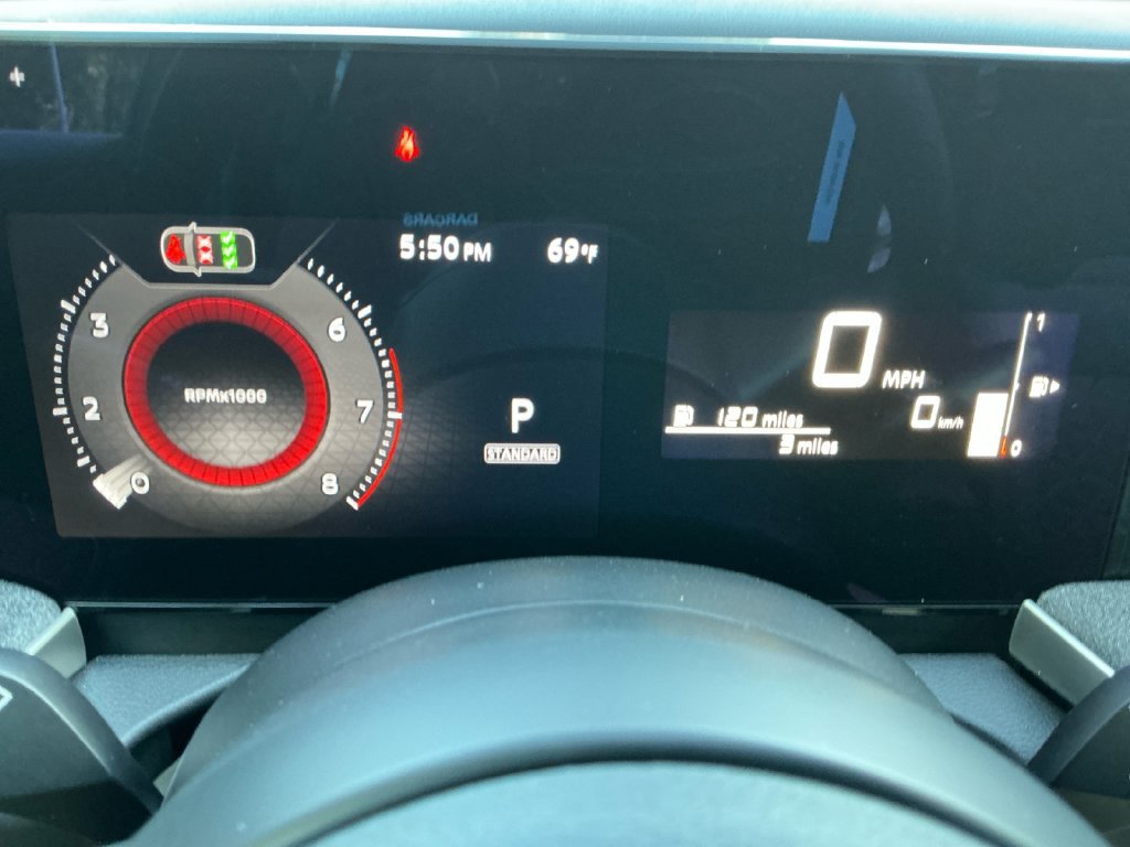 New 2027 Nissan Kicks SV AWD/4WD image 29