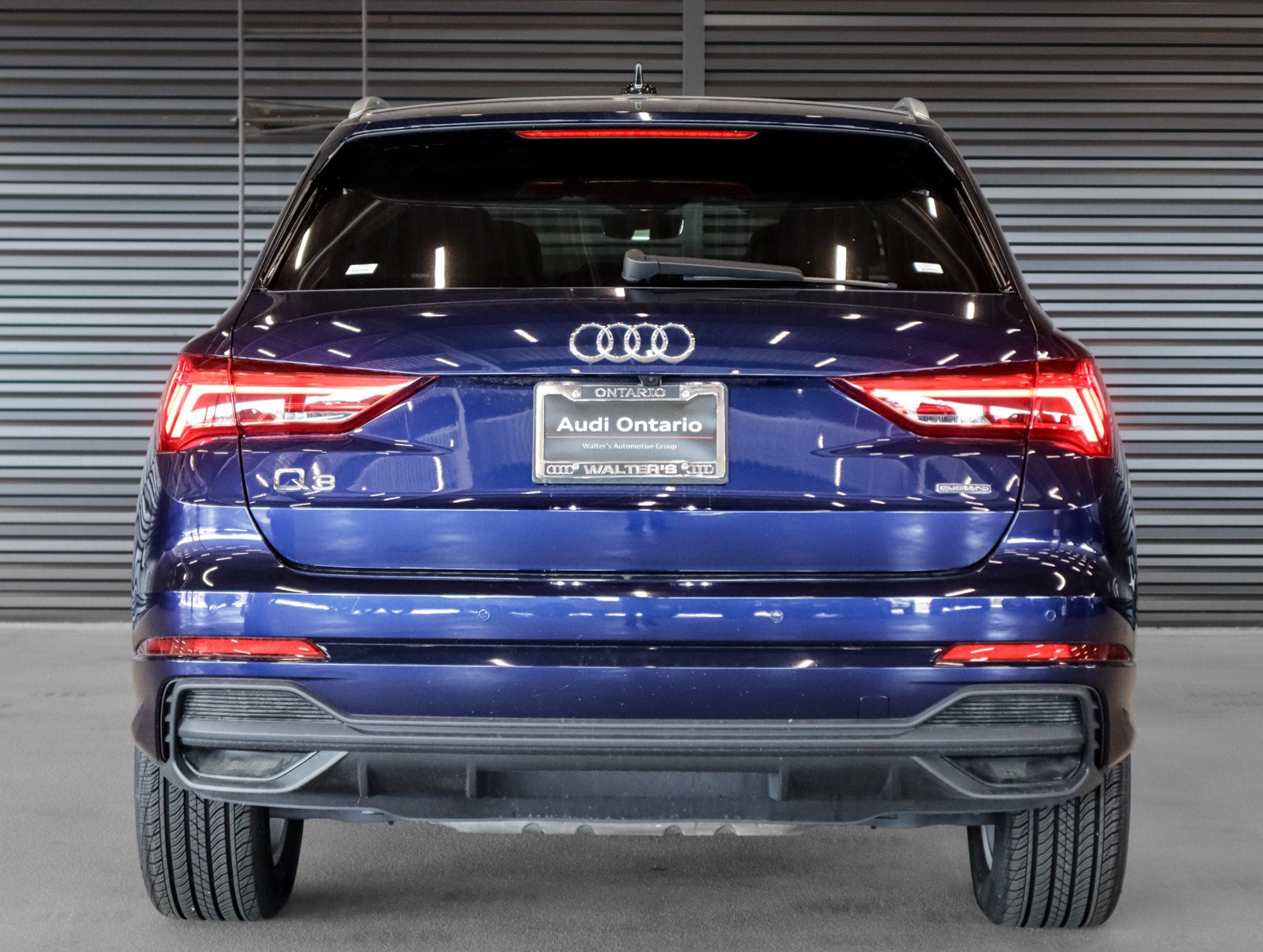 Used 2023 Audi Q3 2.0T Premium w/ Convenience Package AWD/4WD image 14