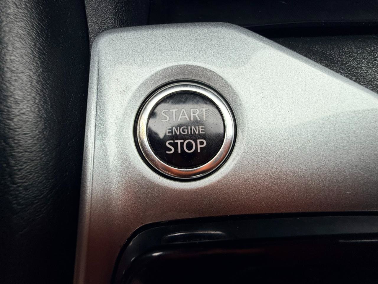Used 2024 Nissan Altima 2.5 S FWD image 19