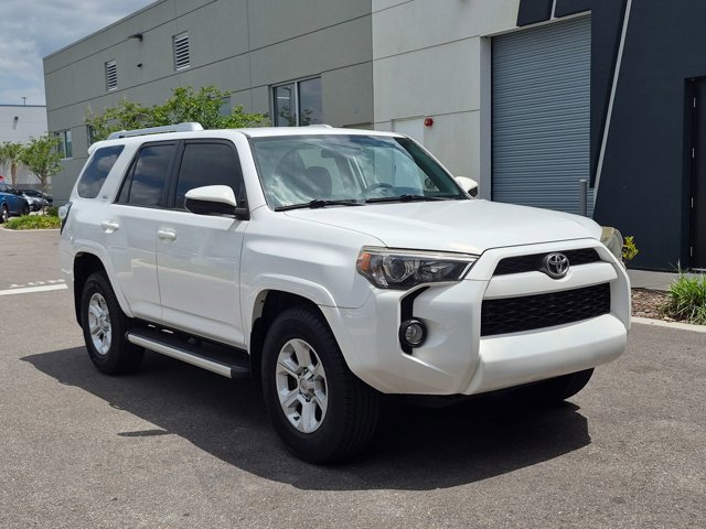 Used 2017 Toyota 4Runner SR5 image 3