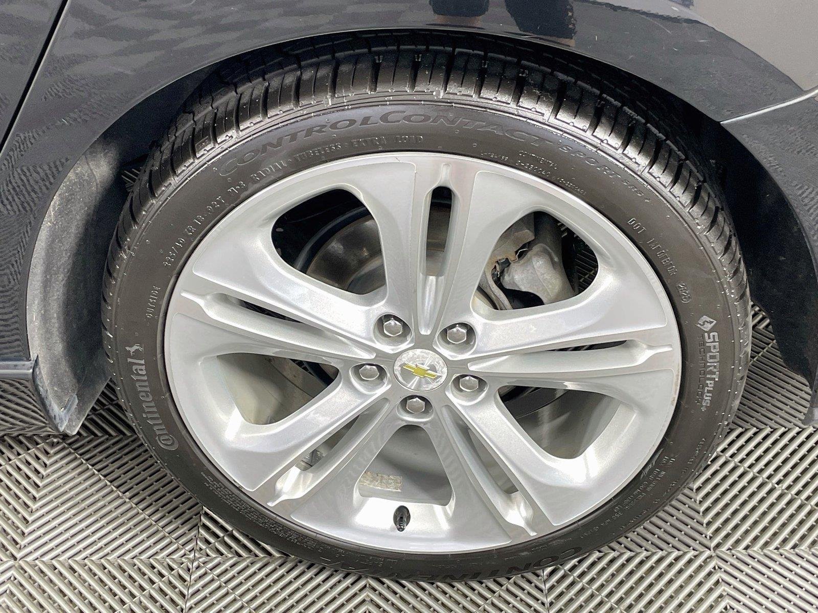 Used 2016 Chevrolet Cruze Premier FWD image 33