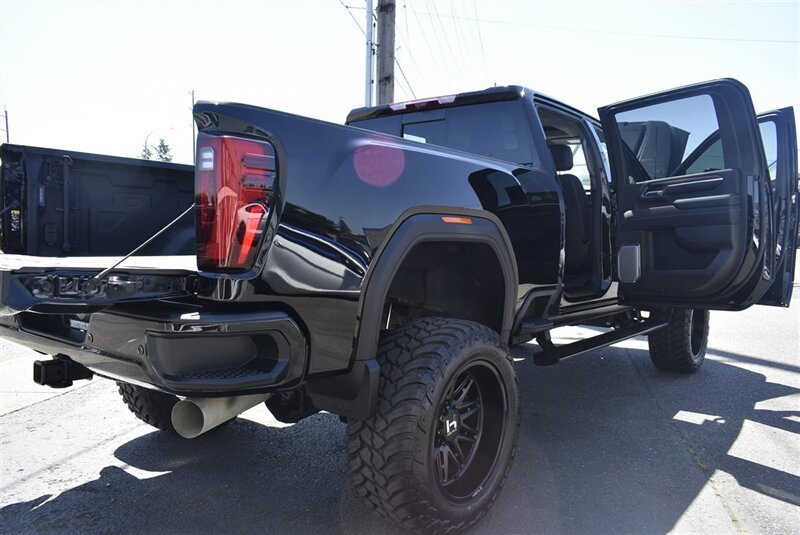Used 2024 GMC Sierra 3500 Denali w/ Denali Reserve Package AWD/4WD image 35