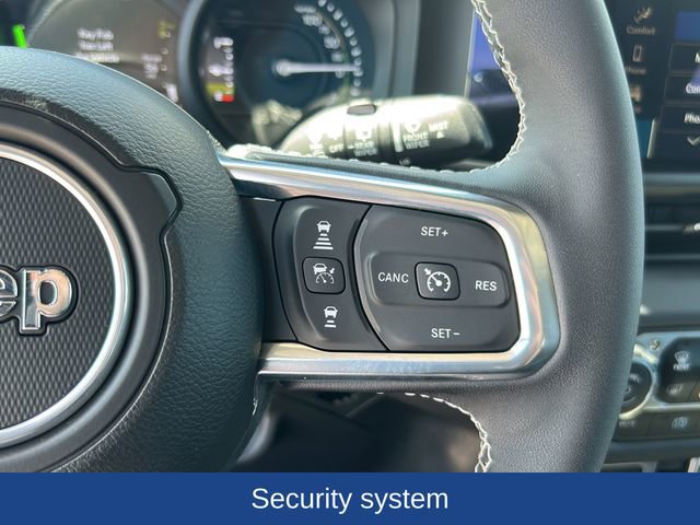 Used 2025 Jeep Wrangler Unlimited Sahara w/ Safety Group image 23