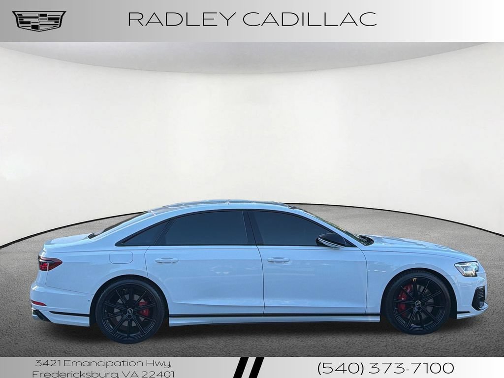Used 2022 Audi S8 w/ S8 Comfort Plus Package AWD/4WD image 21