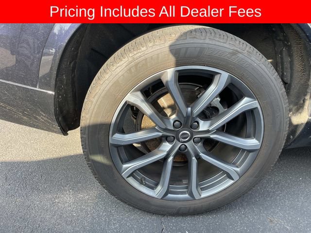 Used 2017 Volvo XC90 T6 Momentum w/ Vision Package AWD/4WD image 9