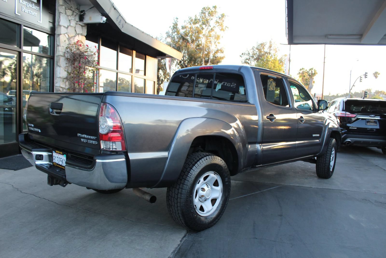 Used 2013 Toyota Tacoma PreRunner w/ SR5 Pkg RWD image 5