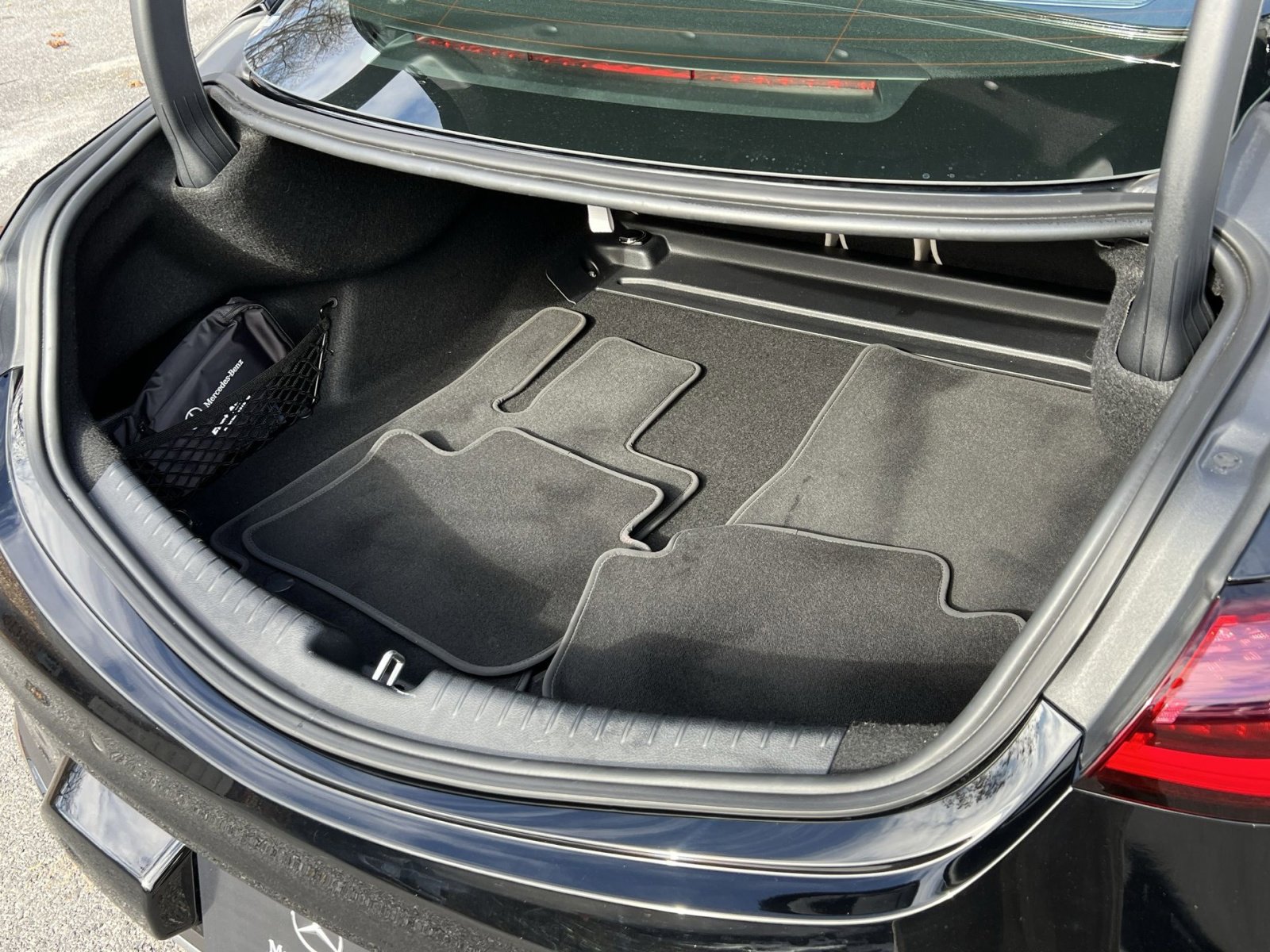 Certified 2025 Mercedes-Benz CLE 300 4MATIC Coupe image 24