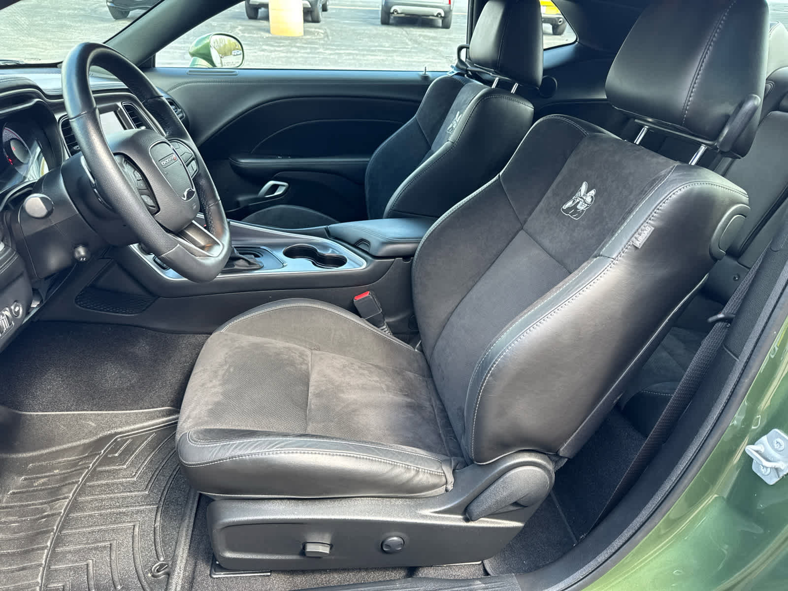 Used 2022 Dodge Challenger R/T Scat Pack w/ Shaker Package RWD image 18