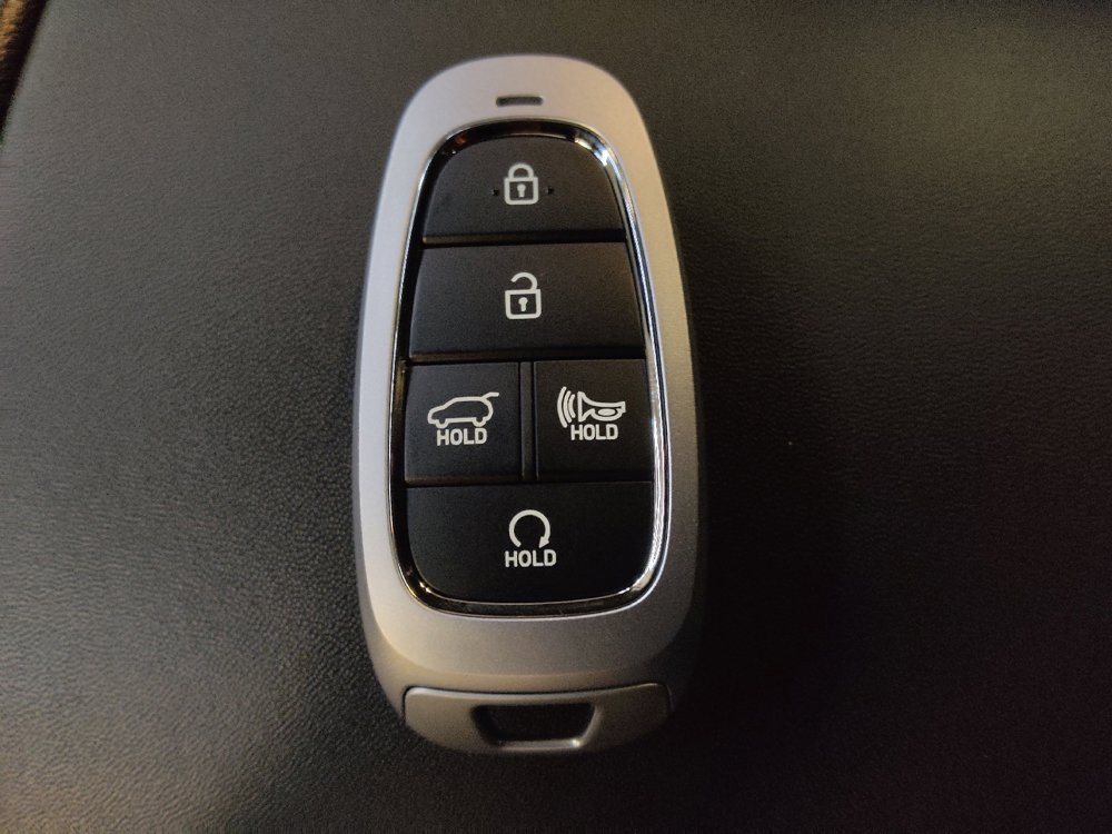Used 2022 Hyundai Santa Fe SEL w/ Convenience Package AWD/4WD image 32