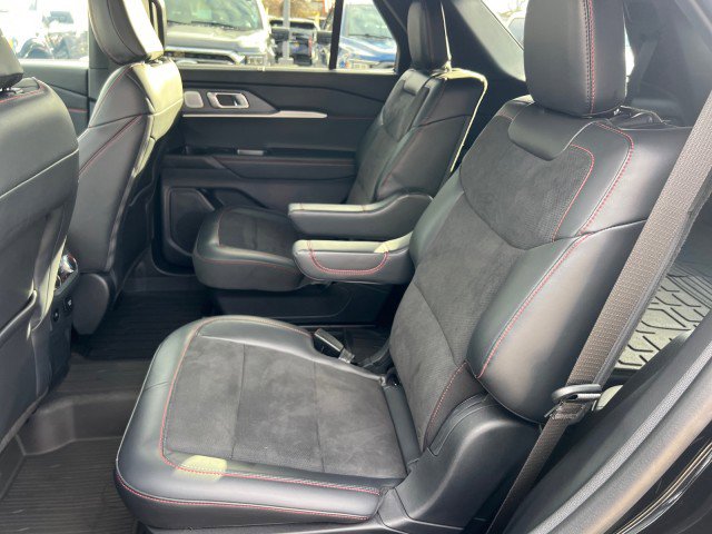 Certified 2025 Ford Explorer ST image 20