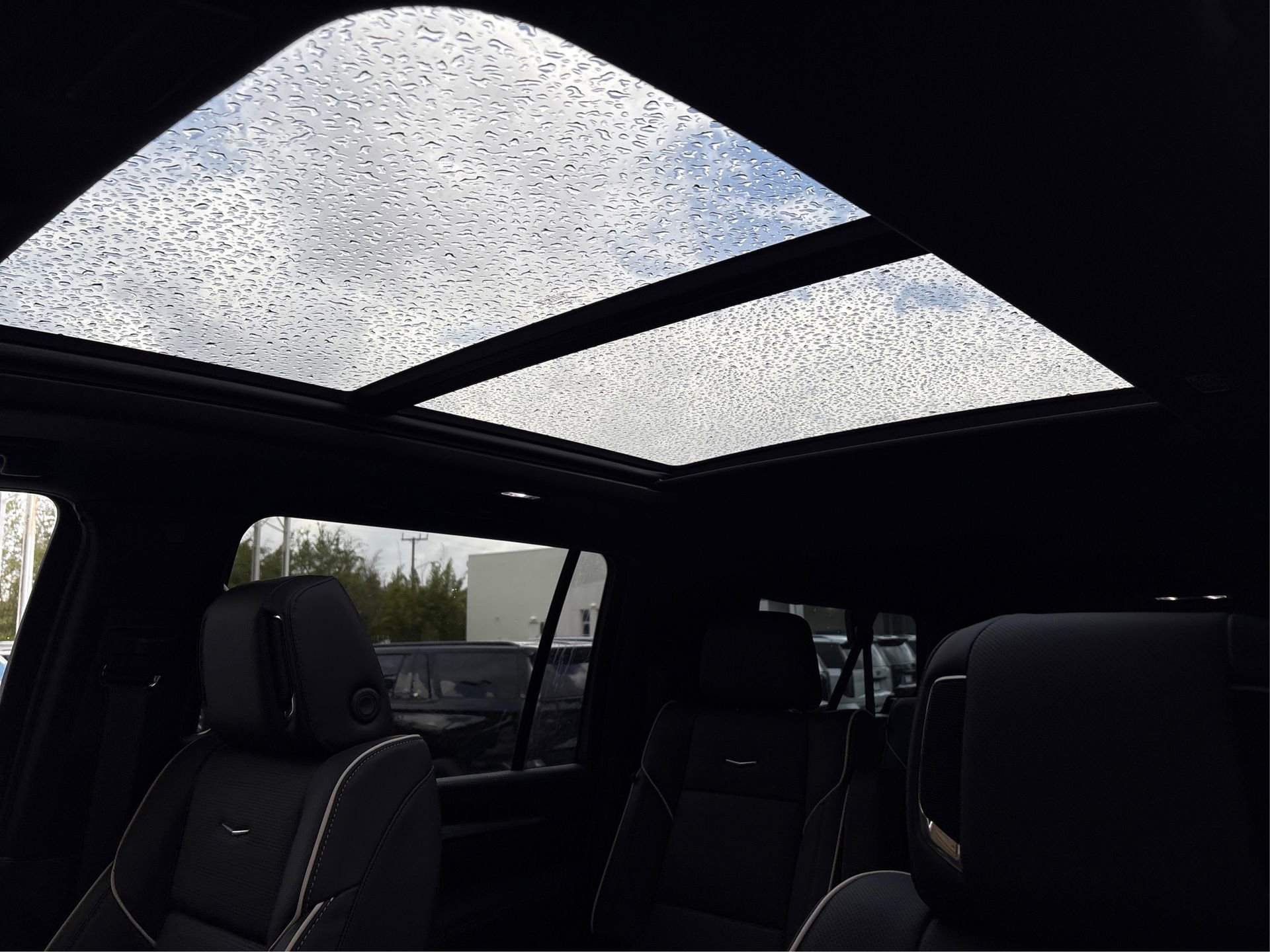 New 2026 Cadillac Escalade ESV Sport w/ LPO, ONYX Package image 34