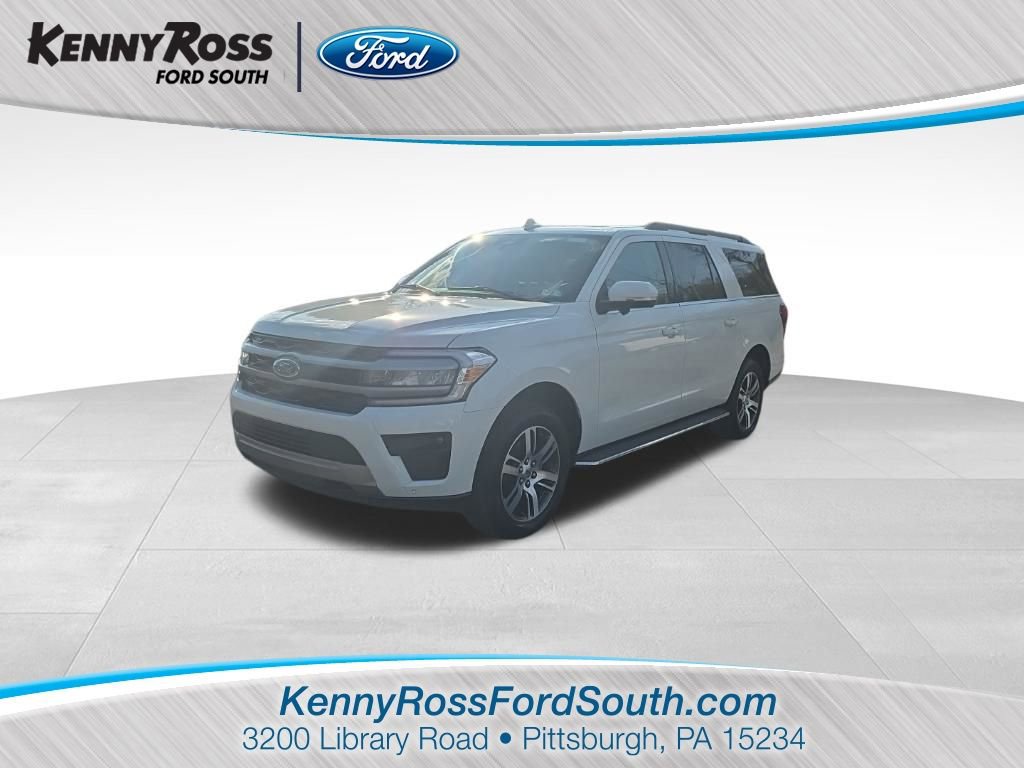 Used 2023 Ford Expedition Max XLT image 1