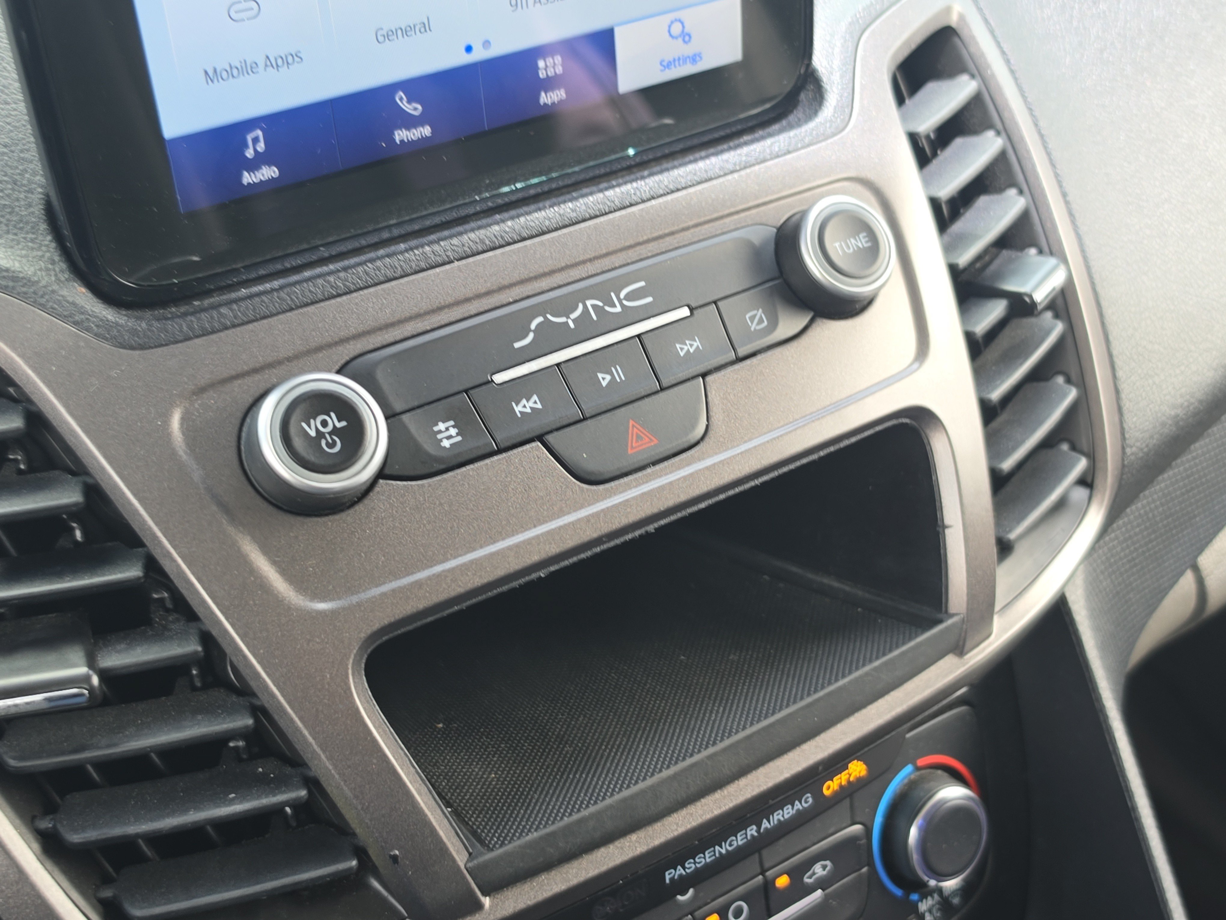 Used 2021 Ford Transit Connect XL FWD image 15