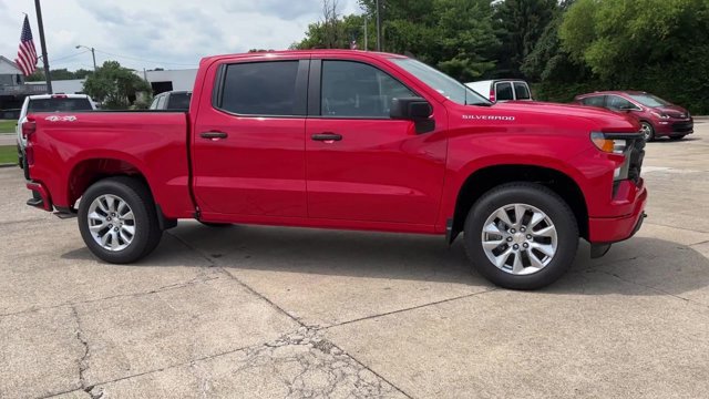 Used 2022 Chevrolet Silverado 1500 Custom AWD/4WD image 3