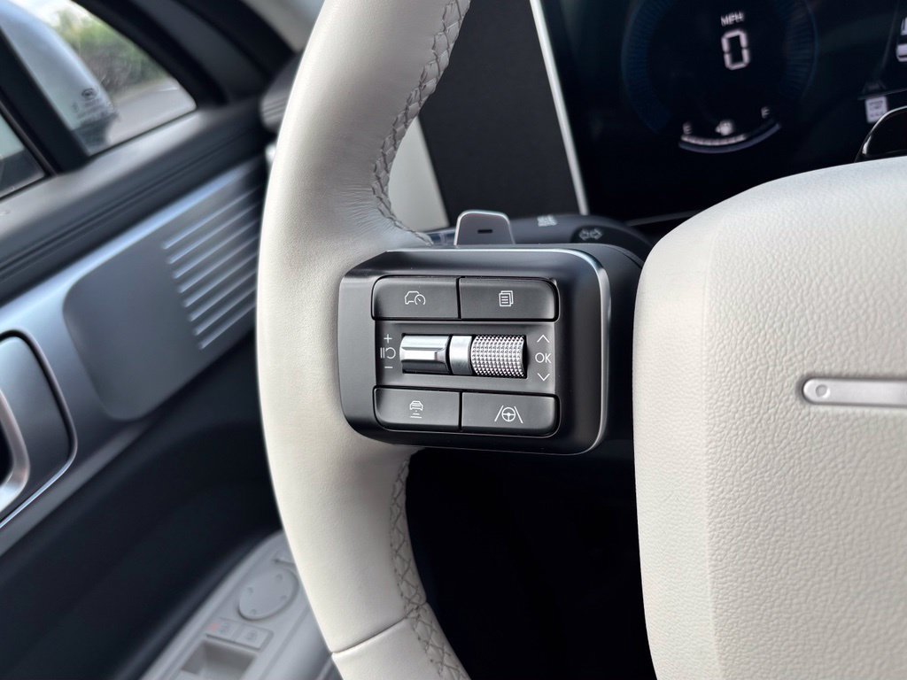 Used 2026 Hyundai Santa Fe SEL AWD/4WD image 37