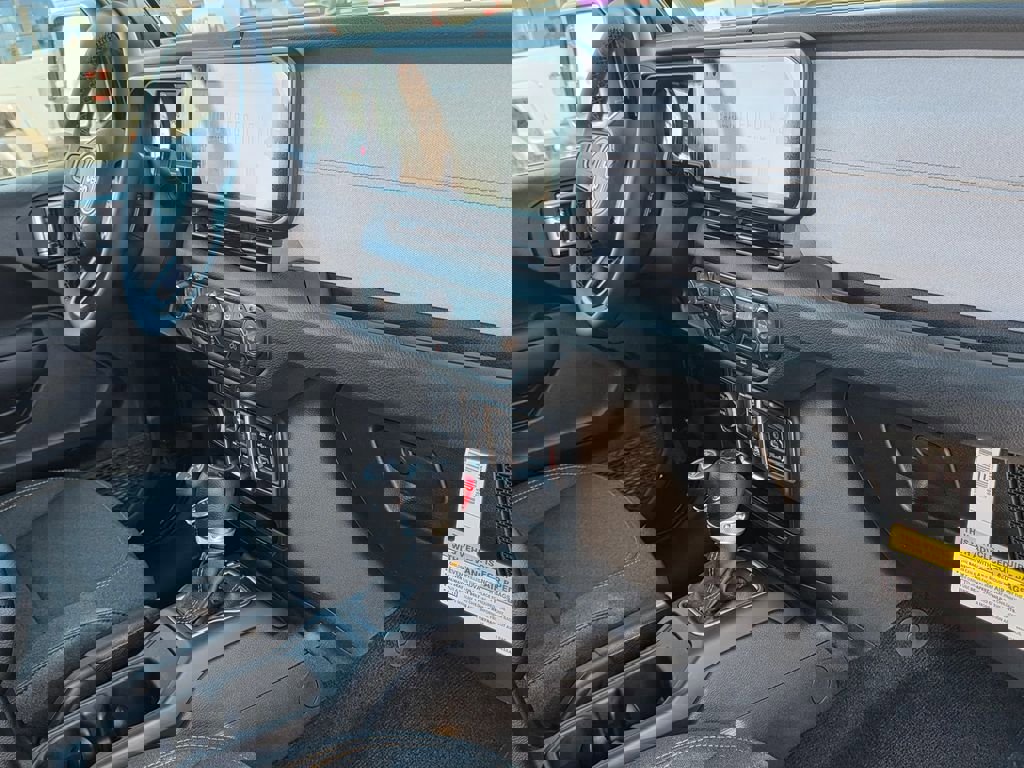 New 2026 Jeep Gladiator Sport image 13