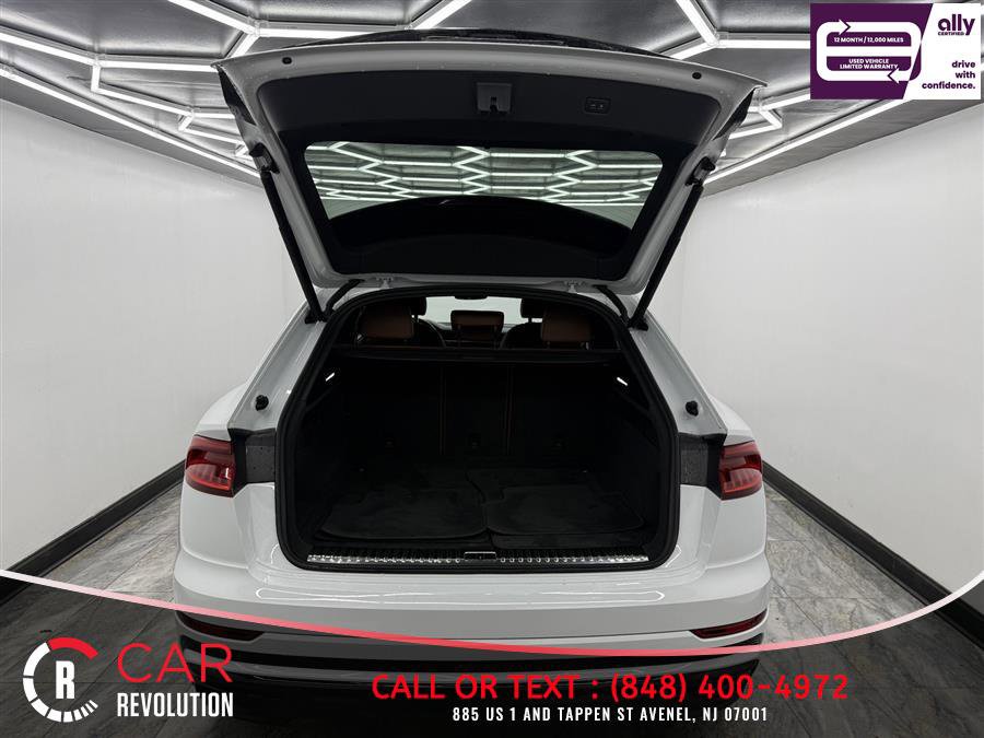 Used 2023 Audi Q8 Premium Plus AWD/4WD image 6