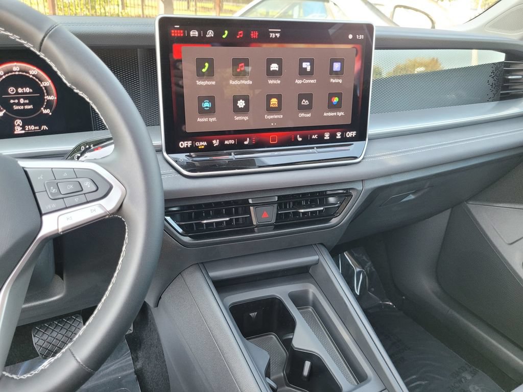 New 2026 Volkswagen Tiguan SE AWD/4WD image 18