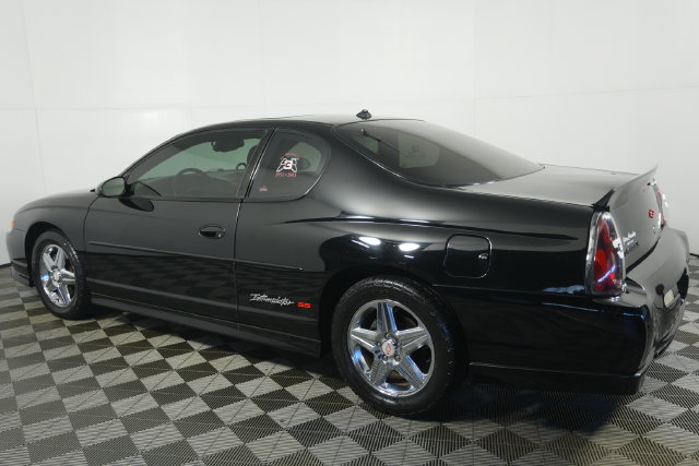 Used 2004 Chevrolet Monte Carlo SS w/ Preferred Equipment Group FWD image 5