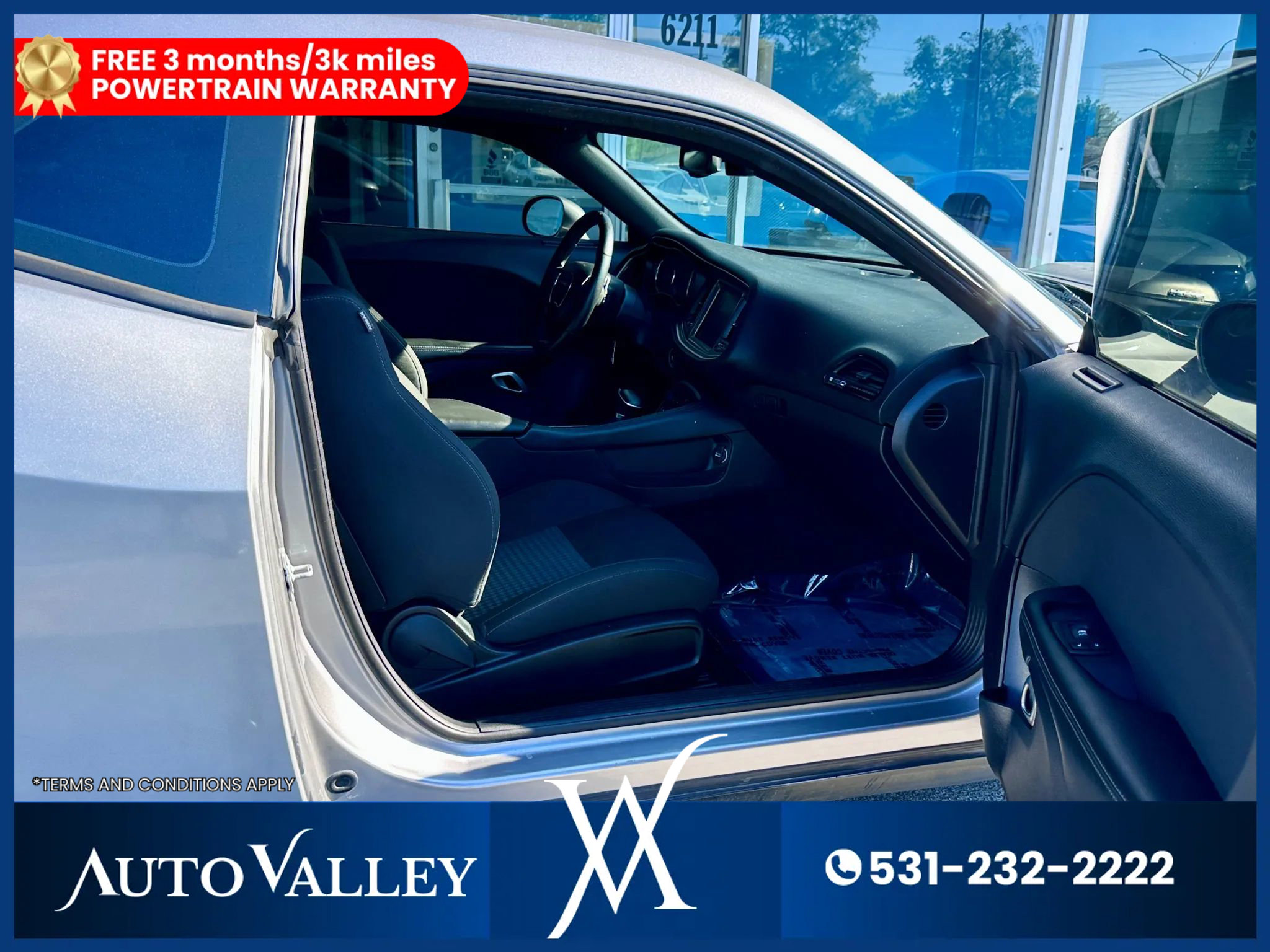 Used 2017 Dodge Challenger R/T image 16