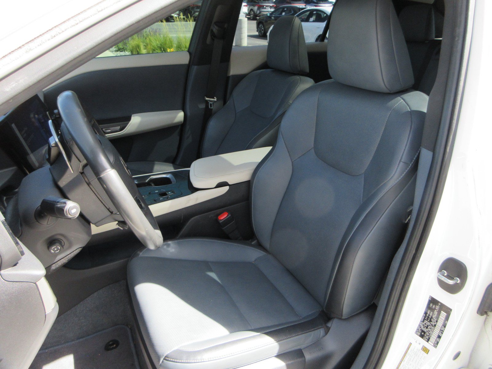Used 2023 Lexus RZ 450e Premium w/ Technology Package AWD/4WD image 18